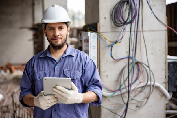 Best 24-Hour Electrician  in Centerville, IA